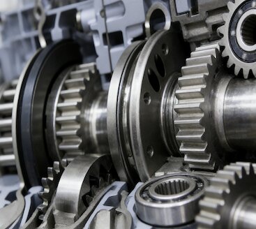 قطع غيار صناعية